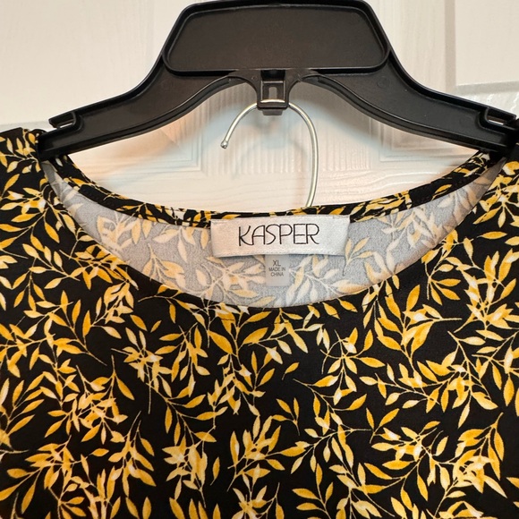 2pc skirt set - Picture 2 of 3